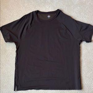 ALO Yoga Black Short Sleeve Tee